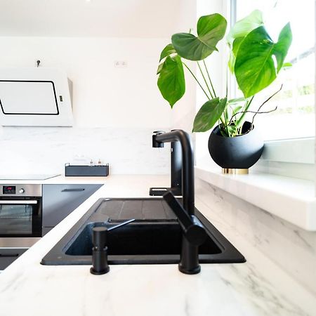 פפרונטן Ferienwohnung Oba'Doba Falke מראה חיצוני תמונה